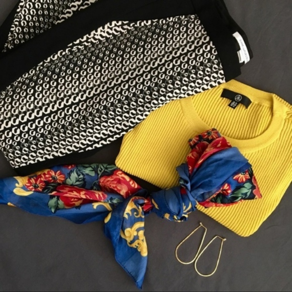 Yellow Missguided Ribbed Wrap Crop Tank - Picture 4 of 4